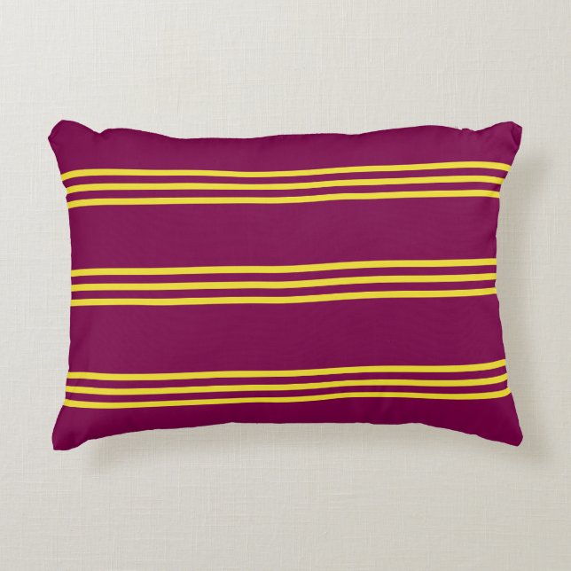 Almohada de acento roja y amarilla (Anverso)