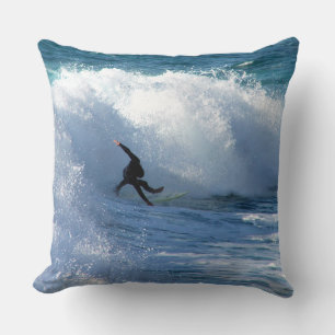 Almohada de agua de playa de acción de olas del oc