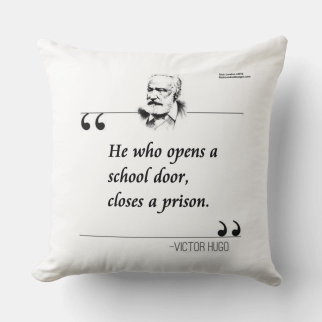 Almohada de Algodón con Cita de Victor Hugo en la  (Anverso)
