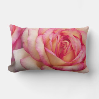 Almohada de arte elegante rosa floral vintage