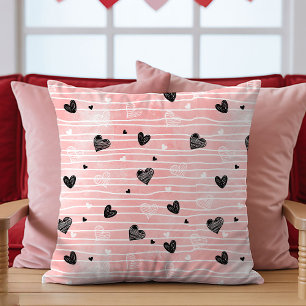 Almohada de boceto de corazones negros rosados mej