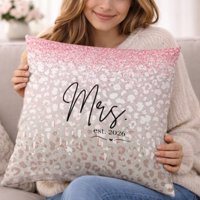 Almohada de boda con estampado de leopardo (Subido por el creador)