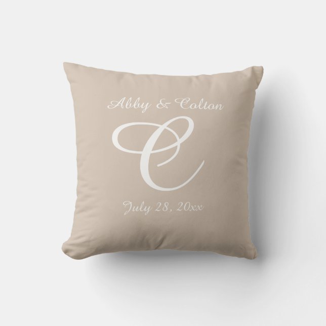 Almohada de boda o aniversario monogramada (Anverso)