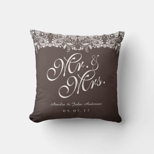 Almohada de boda Rustic Lace Sr. y Sra. (Anverso)