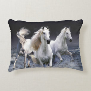 Almohada de caballos corriendo