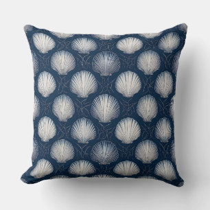 Almohada de conchas marinas inspirada en la playa 