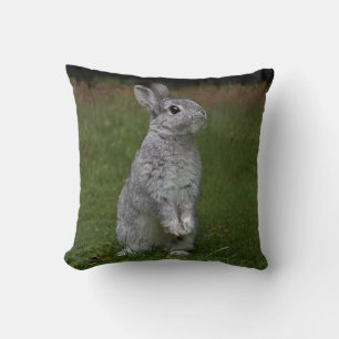 Almohada de conejito bebé lindo