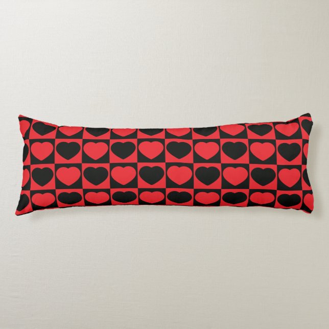 almohada de corazón negro y rojo (Anverso)