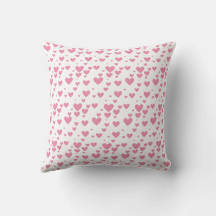 almohada de corazones rosados adorables