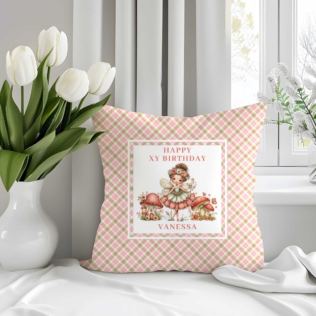 Almohada de Cumpleaños de Hada Rosa Caprichosa 3er (Whimsical Pink Fairy 3rd Birthday Throw Pillow)