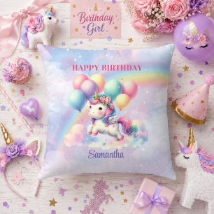 Almohada de cumpleaños de niña de unicornio mágico