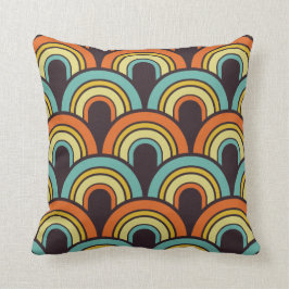 almohada de diseño retro con esquema de colores de