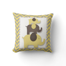 Almohada de elefante con chevron gris y amarillo