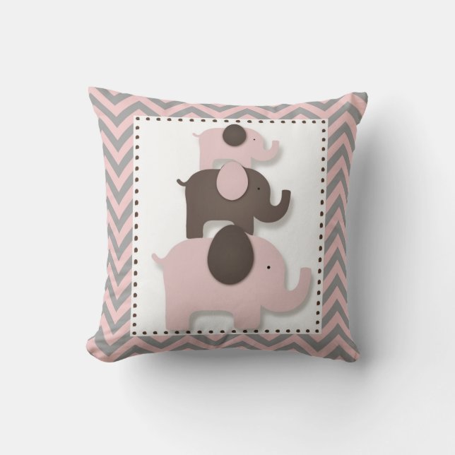 Almohada de elefante con chevrones rosados y grise (Anverso)
