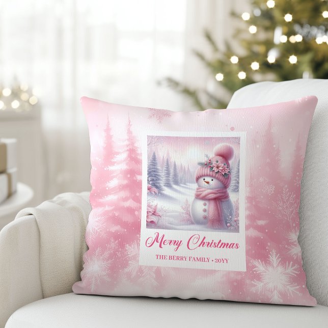 Almohada de escena navideña de muñeco de nieve ros (Cute Pink Snowman Christmas Scene Kids Room Pillow

)
