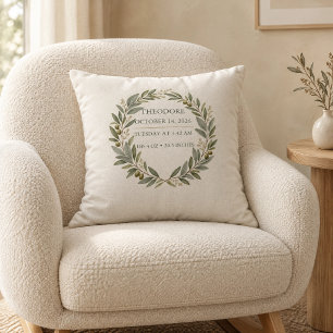 Almohada de estadísticas de nacimiento con corona