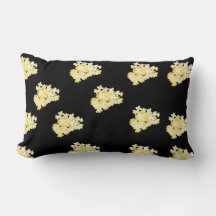 Almohada de flores amarillas