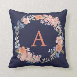 Almohada de flores de la marina Boho y el monogram