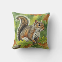Almohada de hojas de otoño de ardilla