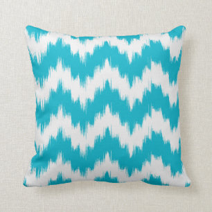 Almohada de Ikat Chevron de la aguamarina