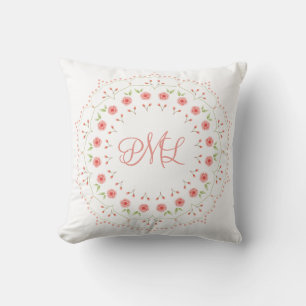 Almohada de iniciales de mandala floral de melocot