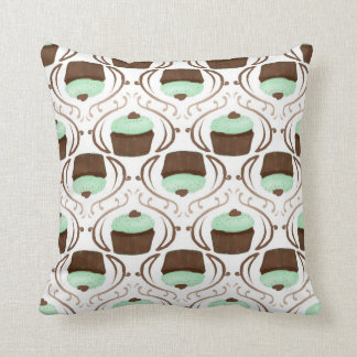 Almohada de la magdalena del chocolate de la verde