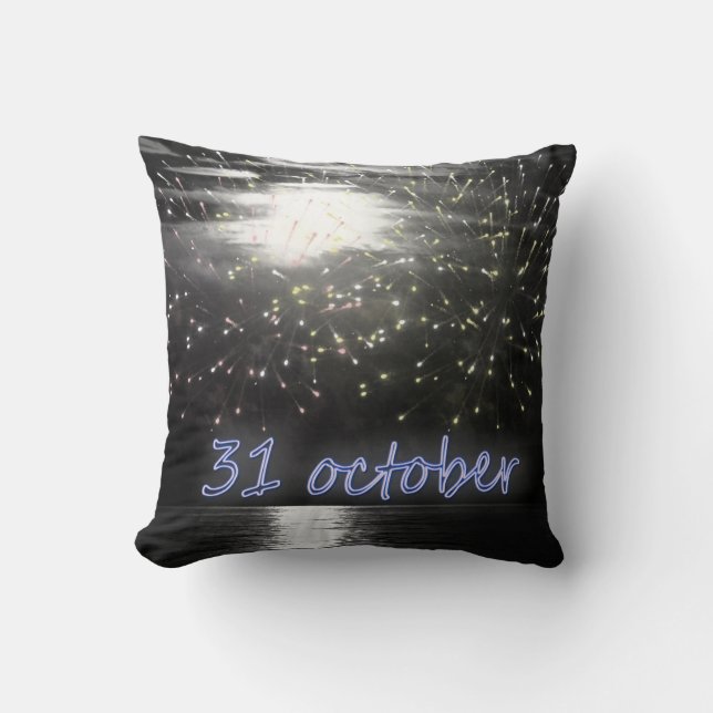 almohada de la noche de 31's octubre (Anverso)
