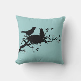 Almohada de la silueta de los pájaros de la