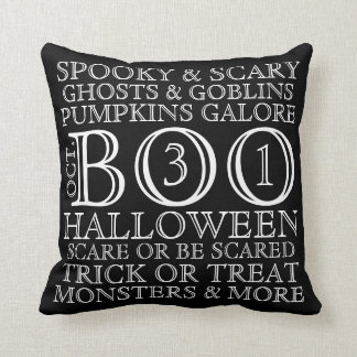 Almohada de la tipografía de Halloween del estilo
