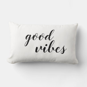 Almohada de lanzamiento de buenas vibras