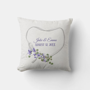 Almohada de lanzamiento de corazón con cinta blanc