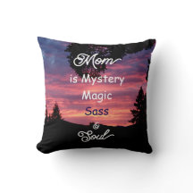 Almohada de lanzamiento de Mamá es Misterio, Magia