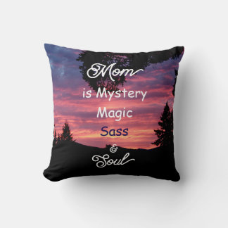 Almohada de lanzamiento de Mamá es Misterio, Magia