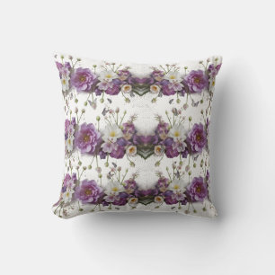 Almohada de lanzamiento de mariposa botánica púrpu