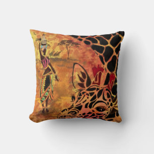 Almohada de lanzamiento de mujer africana y jirafa