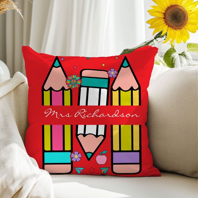 Almohada de lanzamiento de nombre de lápiz de colo (Subido por el creador)