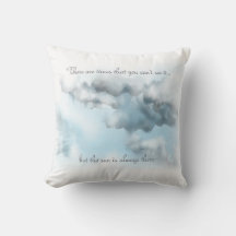 almohada de lanzamiento de nube