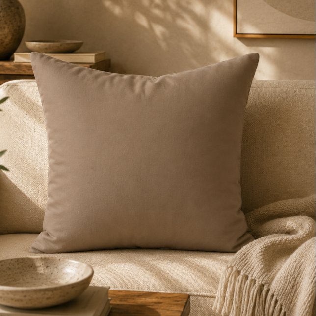 Almohada de lanzamiento de Taupe Cálido | Neutral  (Subido por el creador)