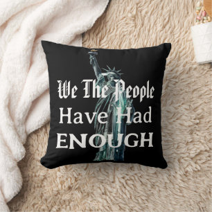 Almohada de lanzamiento Nosotros el Pueblo