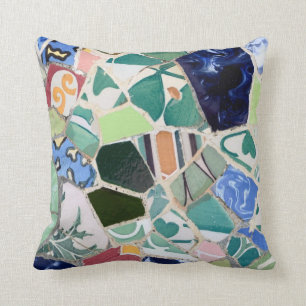 Almohada de los mosaicos de Guell del parque