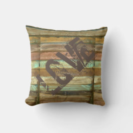 Almohada de madera vieja y marchita