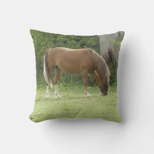 Almohada de manitas de caballo marrón castaño