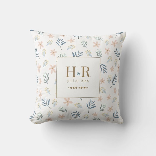 Almohada de monograma de boda con flores silvestre (Anverso)