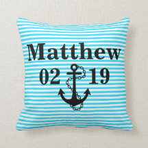 Almohada de nombre azul acuático con diseño de anc