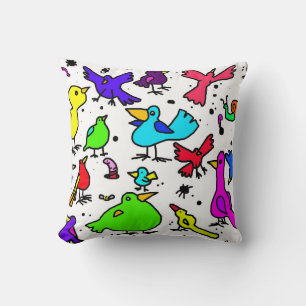 Almohada de pájaros de dibujos animados coloridos