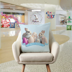 Almohada de Pascua Dos conejos y huevos de Pascua