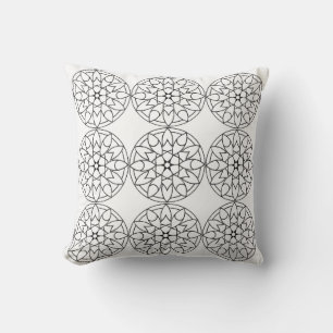 Almohada de patrón floral mandala blanco negro