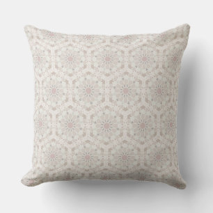 almohada de patrón marroquí rosa pastel
