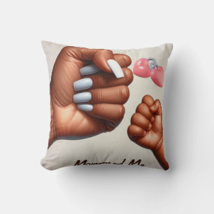 Almohada de Puño en Alto de Madre y Bebé – Lindo V