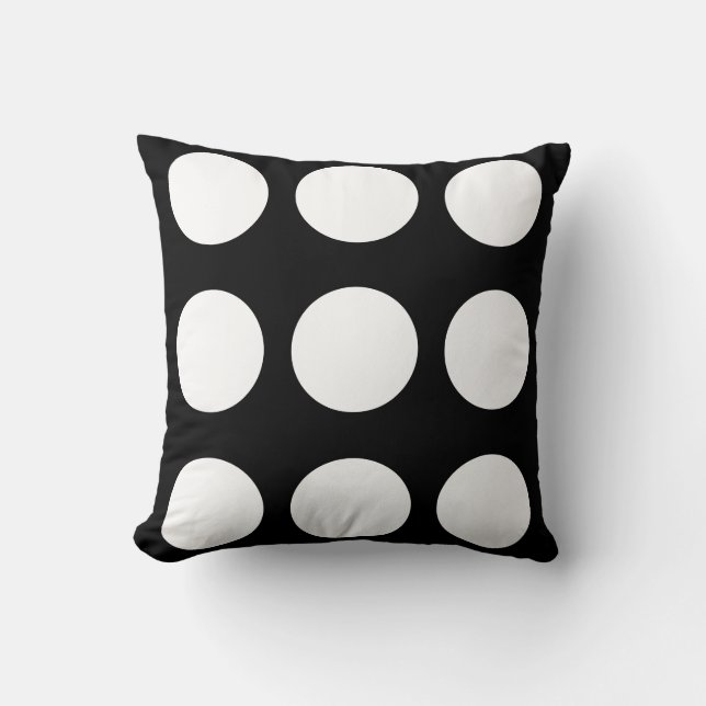 almohada de puntos de polka grande en blanco y neg (Anverso)